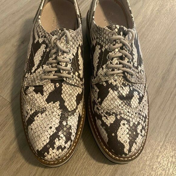 Shellys London Womens Ivory Animal Print Lace Up Athletic Sneaker Shoes Size 6.5 - Picture 2 of 7